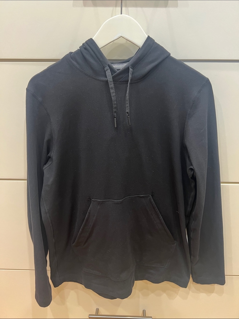 Lululemon Black Hooded Pullover Sweatshirt